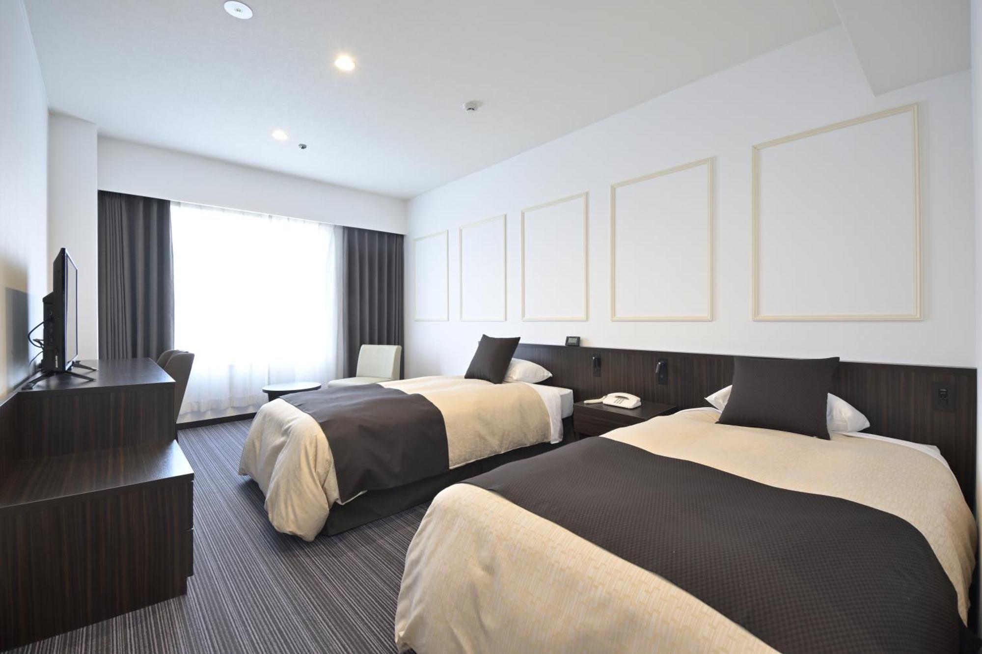โฮเต็ล อิตาเลียเค็น Hotel นีงาตะ ภายนอก รูปภาพ