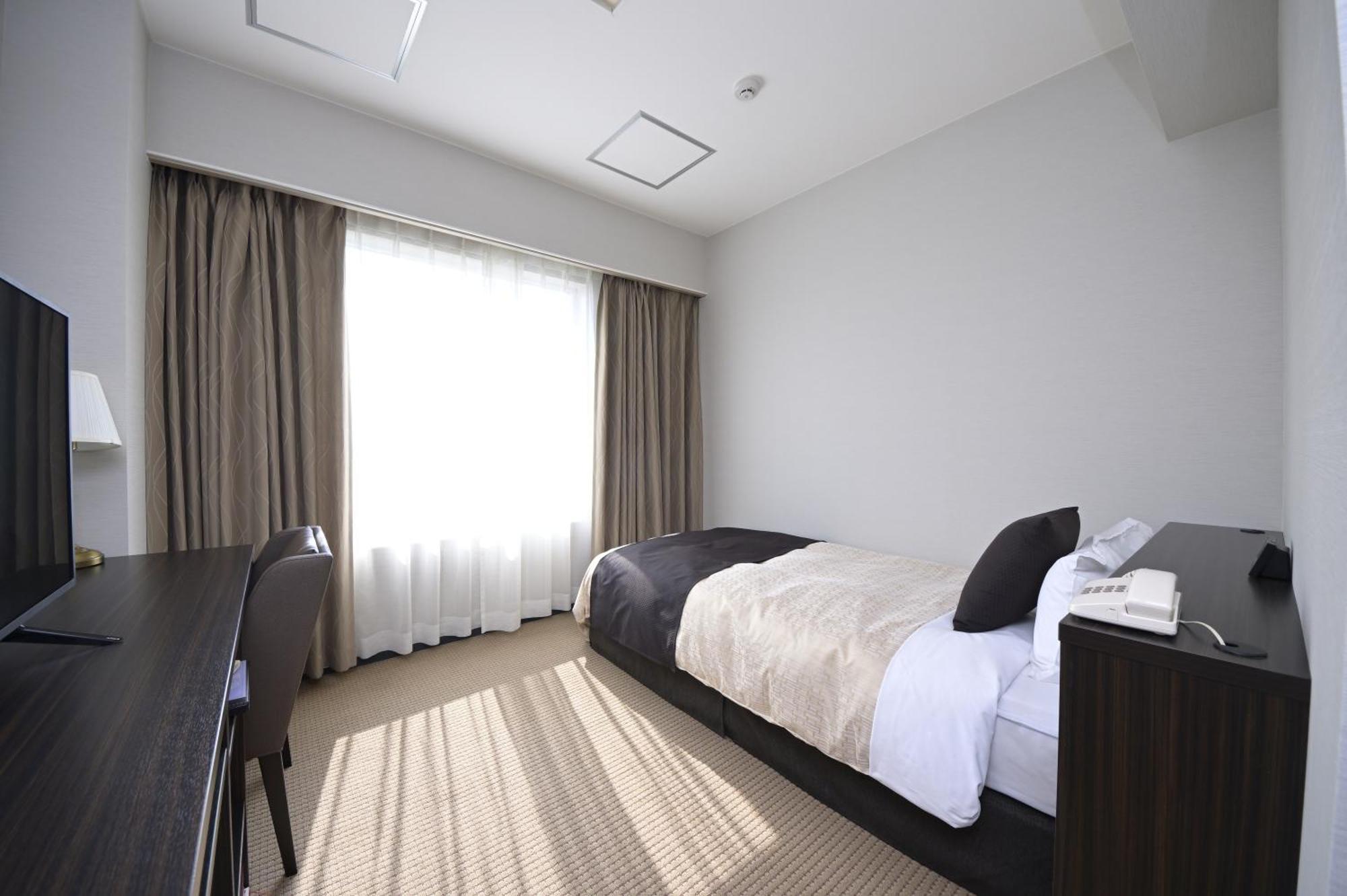 โฮเต็ล อิตาเลียเค็น Hotel นีงาตะ ภายนอก รูปภาพ