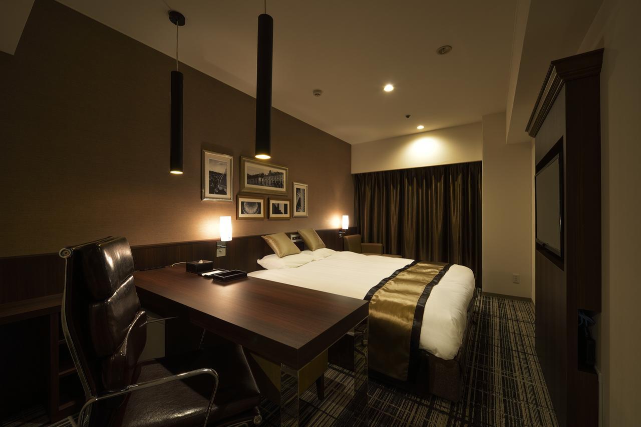 โฮเต็ล อิตาเลียเค็น Hotel นีงาตะ ภายนอก รูปภาพ
