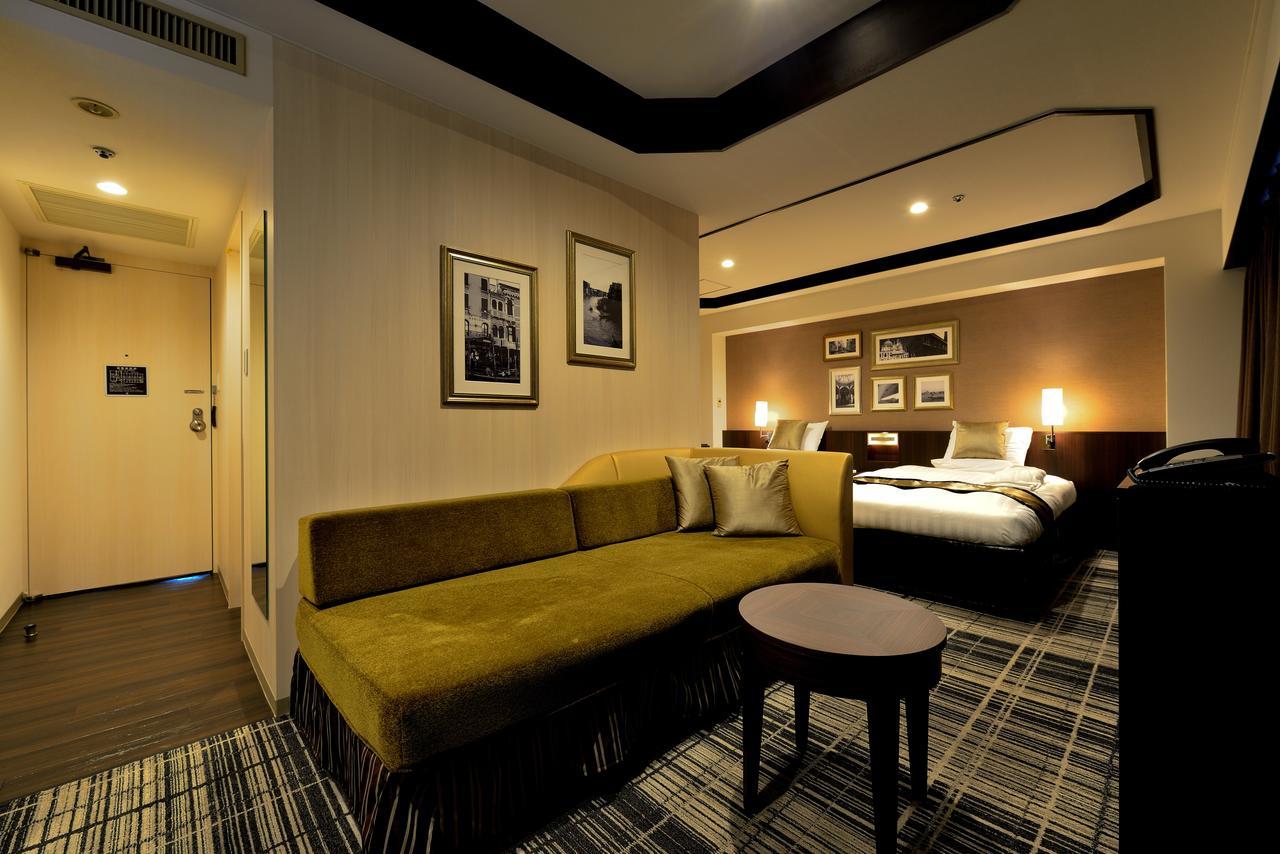 โฮเต็ล อิตาเลียเค็น Hotel นีงาตะ ภายนอก รูปภาพ